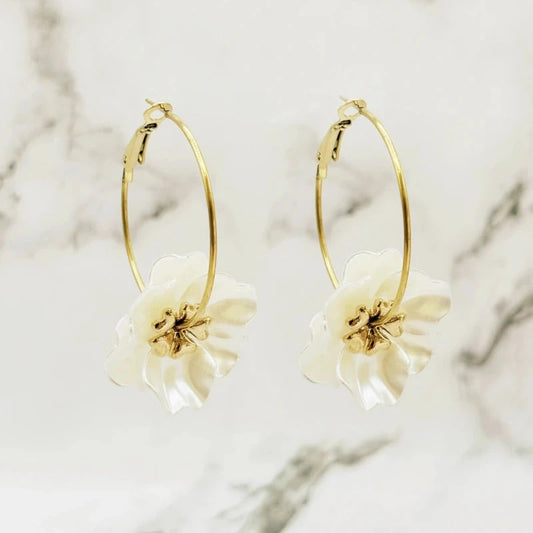 Boucles d'oreilles en acier inoxydable Fleurs de Nacre