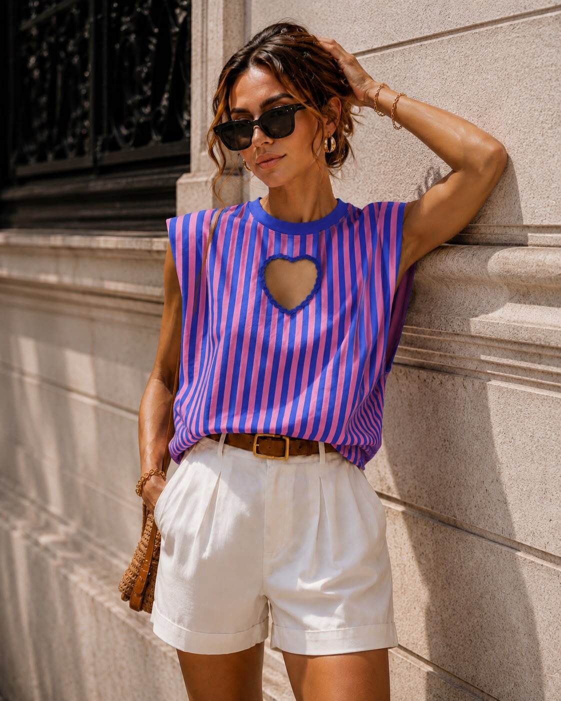 Billie - T-shirt Sans Manches Rayé Cœur Découpé